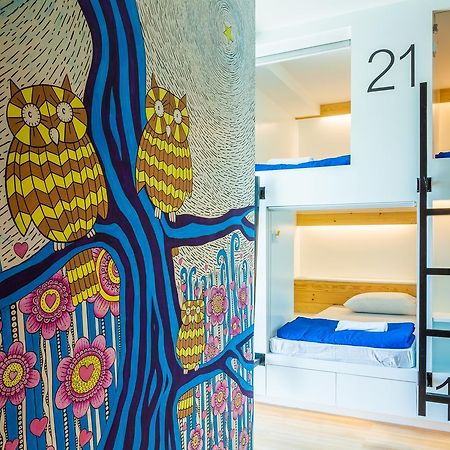 Travel Light Hostel 芭達亞 外观 照片