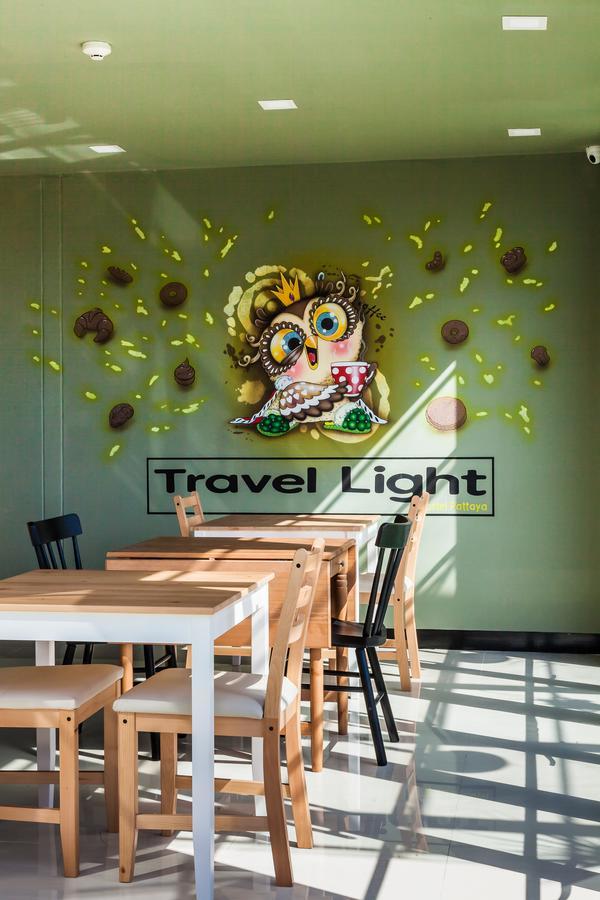 Travel Light Hostel 芭達亞 外观 照片
