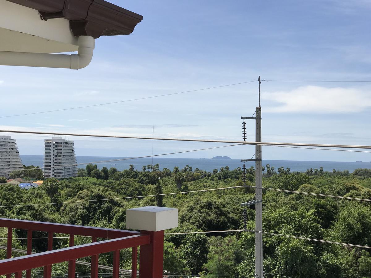 Travel Light Hostel 芭達亞 外观 照片